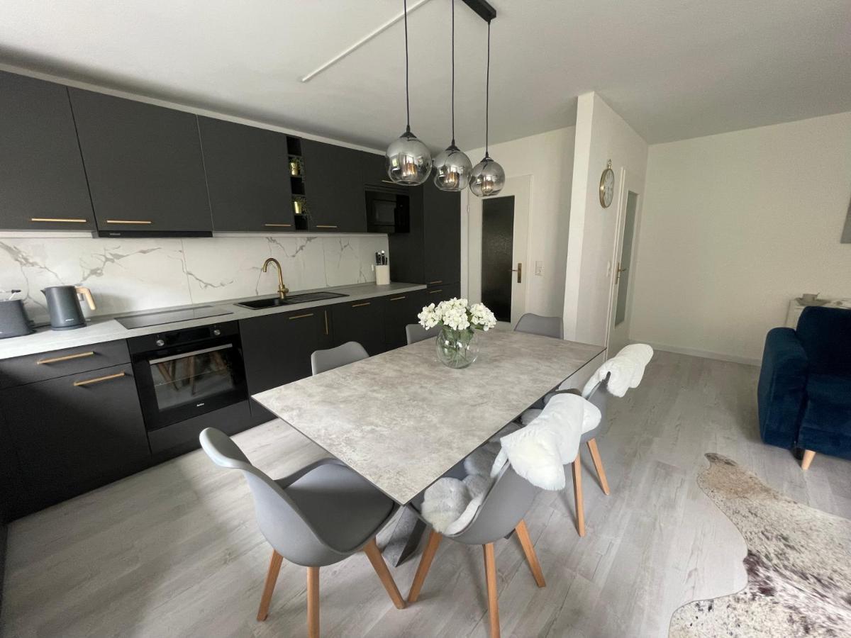 Luxus Am Fremersberg - Zentral - Mit Sauna & Badewanne